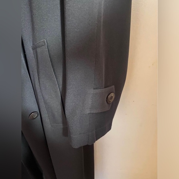 Ladies multi-season London Fog full length coat. - Picture 2 of 4